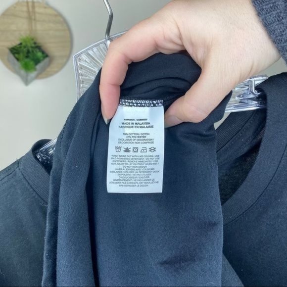 Nike Black White Short Sleeve Tee Size Small - Picture 4 of 4